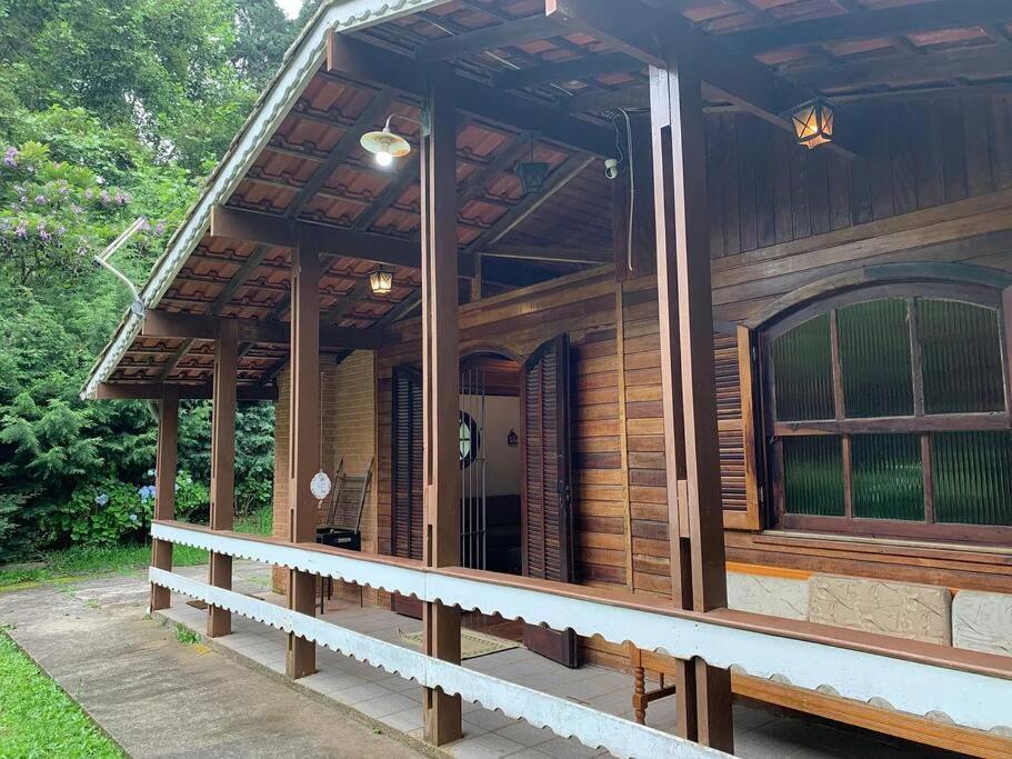 Confortavel Casa Com Lareira 10Min Capivari Campos do Jordao Ngoại thất bức ảnh